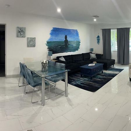 هوليوود Modern Luxury Rose Villa By Beaches المظهر الخارجي الصورة